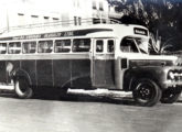 Rodoviário Ford F-6 1951-52 da Empresa Rodoviária Planalto (atual Planalto Transportes), de Santa Maria (RS) (fonte: portal memoriagaucha).