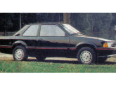 A Engerauto apresentou um Escort três volumes no Salão do Automóvel de 1984.