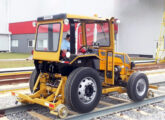 Trator Valtra como rebocador rodo-ferroviário industrial com capacidade de tração de até 750 t.