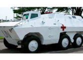 Ambulância blindada Urutu, em 2004 posta a serviço da ONU na missão internacional para a estabilização do Haiti (fonte: Jorge A. Ferreira Jr.).