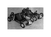 Karts FBM de 1968; note o modelo da direita, com dois motores de 100 cc (fonte: site interney/saloma).