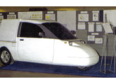Oito projetos foram apresentados na XIV Expo (12/94), dentre os quais o carro urbano Photon e este furgão com três rodas e capacidade para 300 kg, chamado Ultra; de ambos foram mostrados modelos em escala natural.