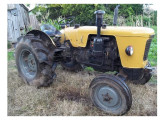 Um trator Fendt F-51 de 1966, em São Vicente do Sul (RS): perfeitamente operacional, encontrava-se à venda em 2014 (fonte: site rs.bomnegocio).