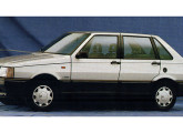O Prêmio de quatro portas foi lançado em 1987, dois anos depois do modelo duas-portas; na imagem, a versão CSL de 1989.