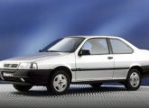 Em 1995 o Tempra "básico" ganhou injeção direta, versão denominada i.e..