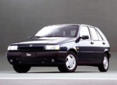 Importado mais vendido do país, o Fiat Tipo foi nacionalizado em 1995 (importado nas versões de três e cinco portas, somente a última seria fabricada no país).