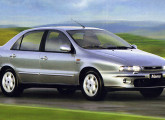 Segundo carro "de luxo" fabricado pela Fiat no Brasil, o Marea foi lançado em 1998.