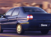 Importado da Argentina havia dois anos, o sedã Siena começou a ser fabricado no Brasil em 1999.