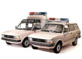 Carro de presos Fiorino e ambulância Panorama - duas versões oferecidas pela Fiat em 1982 (fonte: Jorge A. Ferreira Jr.).