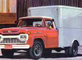 Ford F-350, com a nova cabine lançada em 1962.