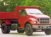 A Linha F, de caminhões médios, ganhou nova cabine no final de 1998, quando também foi lançado o modelo F-16000, aqui mostrado.