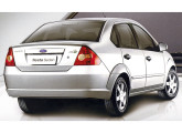 A segunda geração do Fiesta Sedan chegou em 2004, para substituir a versão importada do México.