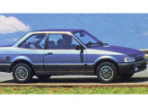 Ford Verona, sedã derivado do Escort lançado no final de 1989.