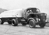 Cavalo-mecânico D-7300 (fonte: Jorge A. Ferreira Jr.).