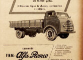 Ainda simplesmente nomeado "F.N.M.-Alfa Romeo", o Fenemê aparece com cabine Metro neste anúncio de abril de 1953.