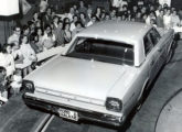 Ford Galaxie - a grande sensação do Salão de 1966 (foto: O Cruzeiro / autoentusiastas).