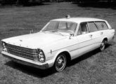 Em 1968 a Ford preparou esta ambulância a partir de um sedã Galaxie de série; alegadamente sem finalidade comercial, o carro recebeu diferencial da picape F-100 e freios, amortecedores e suspensão reforçados.
