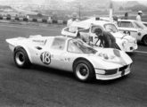 Fúria/Ferrari no grid de largada do Torneio Sul Americano, em dezembro de 1971, com Camilo Cristófaro ao volante (fonte: Paulo Roberto Steindoff / conexaosaloma). 