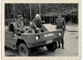 João Augusto Gurgel apresentando seu protótipo ao corpo técnico do Exército (fonte: site revistatrip).