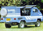 A motor-home Van-Guard foi uma das muitas versões especiais montadas sobre os utilitários G-15 (fonte: Motor3).