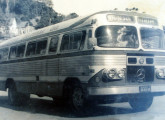 Hennemann do final da década de 50, montado sobre o onipresente chassi Mercedes-Benz LP-321; o ônibus pertencia à frota da empresa Taioense, de Rio do Sul (SC) (fonte: Régulo Franquine Ferrari).