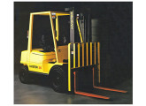 Empilhadeira Hyster 55, da linha XM, com lançamento mundial e fabricação no Brasil em 1993.