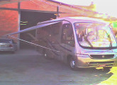 Microônibus Marcopolo Senior, em 2011 transformado em motor-home pela BM.