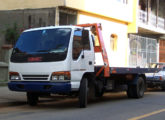 Equipado com a mesma carroceria, este 7-110 foi fotografado em Juiz de Fora (MG) em 2004 (foto: Jorge A. Ferreira Jr.).