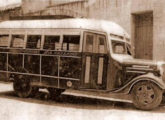 Chevrolet 1935 utilizado na ligação entre as cidades de Jarinu e Jundiaí, via bairro de Caxambu (SP) (fonte: portal jundiaiagora).