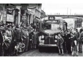 Ford 1940-41 estreando sua carroceria Grassi em cerimônia de inauguração da linha de ônibus Jardim São Paulo, na capital paulista.