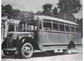 Ford 1940 da Viação Municipal de Teresina (PI), primeira empresa de transportes pública da cidade (fonte: portal teresinaantiga). 