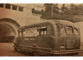 Chevrolet 1941 pertencente à Auto Viação S. Paulo Santos, também a gasogênio, porém com o equipamento instalado dentro do veículo, no canto posterior esquerdo do salão (fonte: Motor).