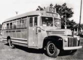 Ônibus rodoviário Ford-Grassi da Viação Danúbio Azul (futura Rápido d'Oeste), de Ribeirão Preto (SP) (fonte: Ivonaldo Holanda de Almeida / FETPESP).