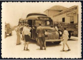 Chevrolet 1941, operando nos anos 50 a então precária ligação rodoviária entre Curitiba e São Paulo (fonte: portal rmgouveialeiloes).