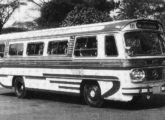 Argonauta-LPO 1962 da Empresa Auto Cruzeiro, de Recife (PE), que operava a ligação de longa distância para São Paulo (SP); note o novo formato das duas últimas janelas (fonte: Ivonaldo Holanda de Almeida).