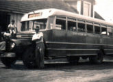 Ford 1948-50 na frota da Empresa de Transportes Canoinhas, de Canoinhas (SC) (fonte: Diogo Moreschi / egonbus).