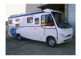 Busscar Micruss transformado em moto-home pela Home-Bus.