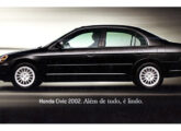 Capa de folheto publicitário para o Civic 2002.