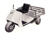 Kadyketo para transporte industrial com carroceria de madeira.