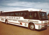 Também sobre Scania B-111, este Jumbo pertenceu à empresa Transportes Turis Zonta, de Chapecó (SC).