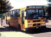 Cisne OF da Auto Viação Marechal, operadora no sistema integrado de Curitiba (PR) (fonte: Marcos Venicios de Oliveira / onibusbrasil).