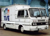 Parte duma carroceria Continental III foi tomada como cabine para este caminhão para a TV Educativa (fonte: Roberto Santana).