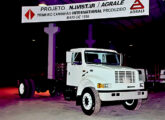 Apresentação do primeiro caminhão International montado nas instalações da Agrale, em maio de 1998 (fonte: Jorge A. Ferreira Jr.).