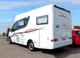 Motor-home Itapoã Voi sobre chassi-cabine Renault Master.