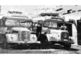 Dois lotações rodoviários Mercedes-Benz L-312 encarroçados por J. Félix para uma transportadore de Morada Nova (CE) (fonte: portal mob-reliquias).