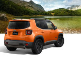 Renegade na versão 4x4 diesel Trailhawk.