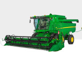 S550, uma das cinco novas colheitadeiras de rotor John Deere lançadas em 2014.