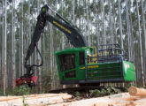 Máquina Florestal 2144G - a primeira do tipo fabricada no Brasil.