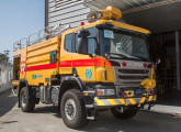 Lavrita Scania Fênix, caminhão de combate a incêndios de grande alcance utilizado em dezenas de aeroportos brasileiros; o veículo da foto foi alocado em Santarém (PA).  