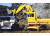 Liebherr R 991, de 1984, a maior escavadeira hidráulica até então fabricada no país e a primeira a dispor de transmissão hidrostática.